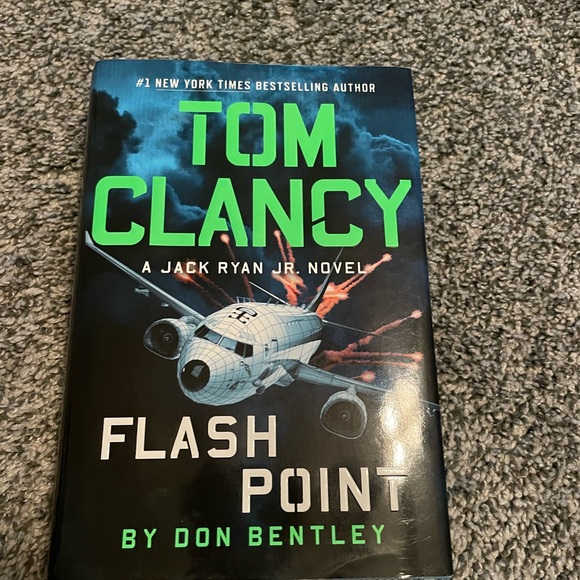 Bundle of Tom Clancy Hardback Books - Picture 4 of 8
